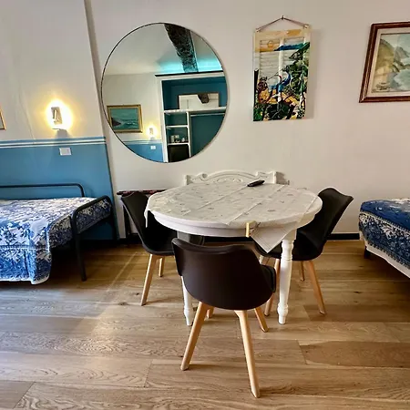 Francamaria Sea View Apartment Vernazza